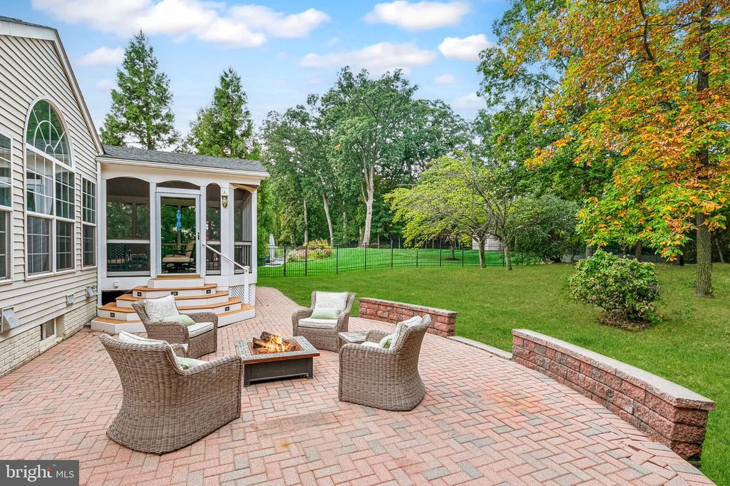 22059 WATER RUN CT, Ashburn, VA 20148