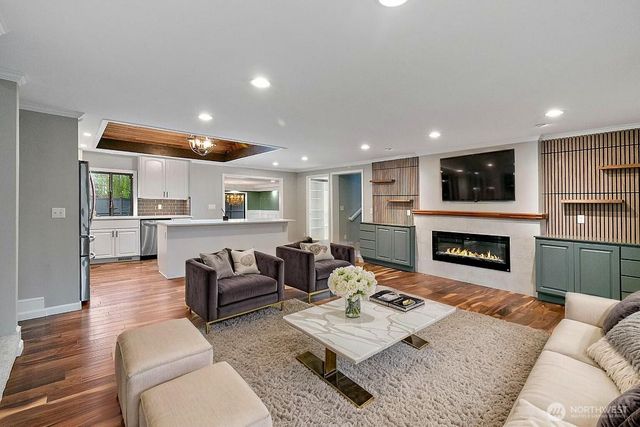 19114 49th Place W, Lynnwood, WA 98036