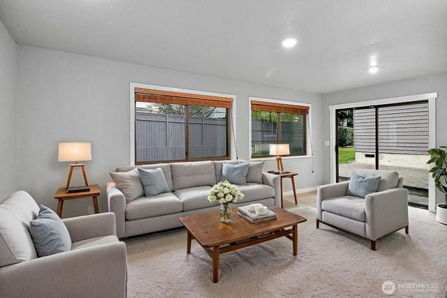 19114 49th Place W, Lynnwood, WA 98036