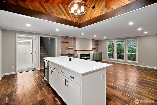 19114 49th Place W, Lynnwood, WA 98036