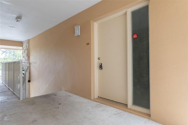 5301 SW 77th Ct 201G, Miami, FL 33155