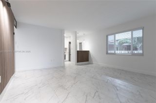 5301 SW 77th Ct 201G, Miami, FL 33155