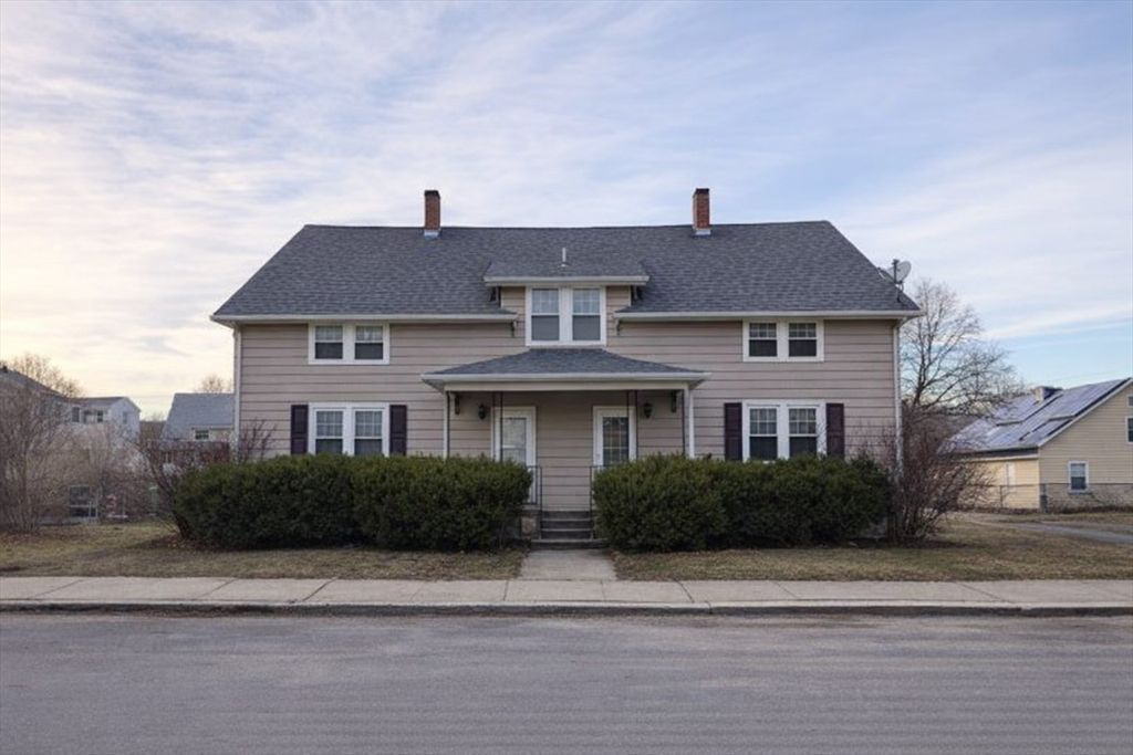 45-47 School Park 47, Northbridge, MA 01588