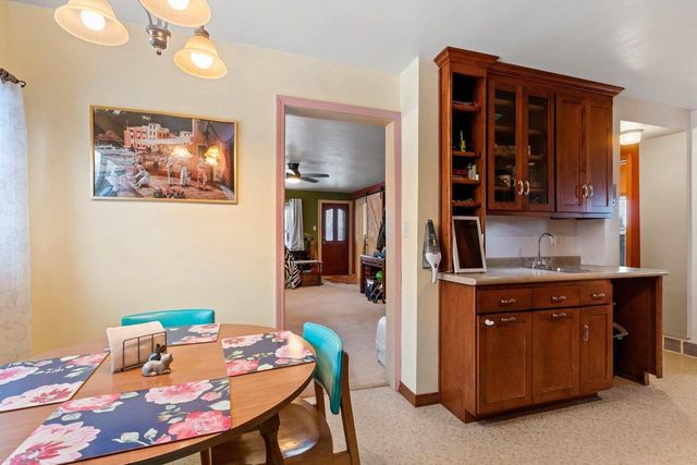 636 E ST JOSEPH STREET, Green Bay, WI 54301