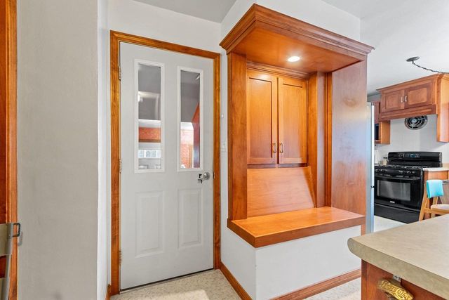 636 E ST JOSEPH STREET, Green Bay, WI 54301