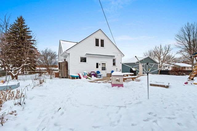 636 E ST JOSEPH STREET, Green Bay, WI 54301