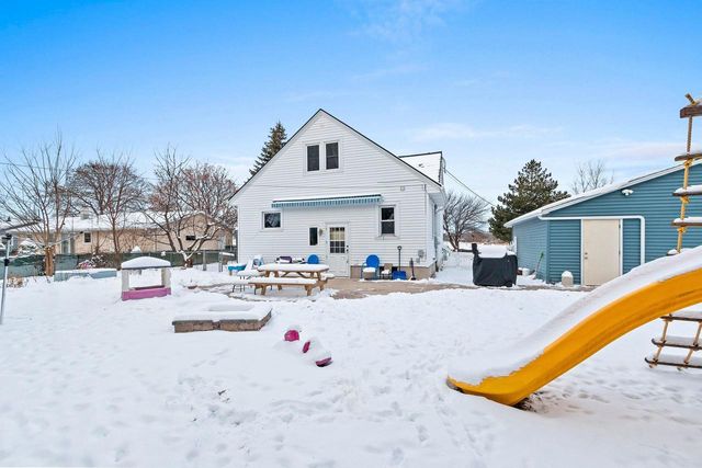 636 E ST JOSEPH STREET, Green Bay, WI 54301