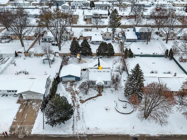 636 E ST JOSEPH STREET, Green Bay, WI 54301