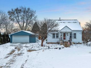 636 E ST JOSEPH STREET, Green Bay, WI 54301