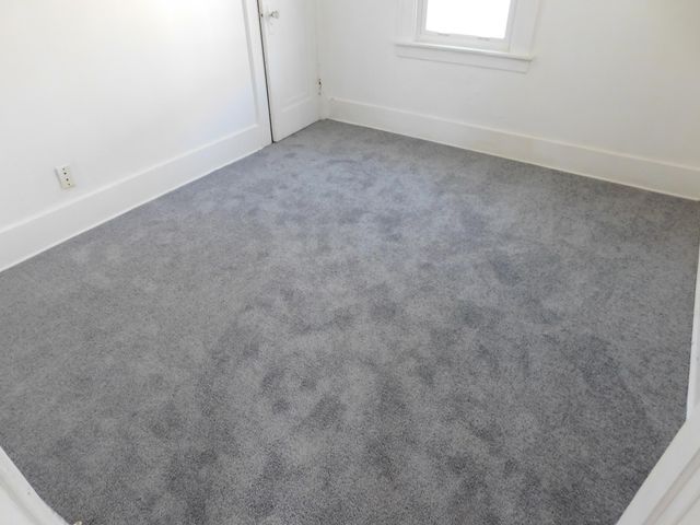 925 Dayton Avenue, Kalamazoo, MI 49048