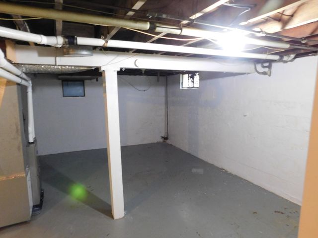 925 Dayton Avenue, Kalamazoo, MI 49048