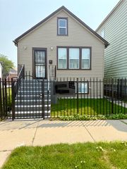 8409 S Brandon Avenue, Chicago, IL 60617
