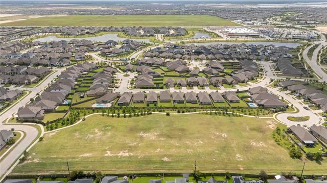2826 Walnut Crest Drive, Katy, TX 77494
