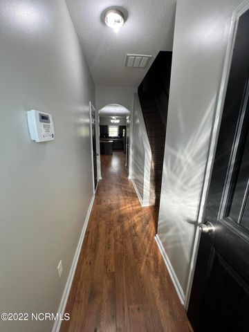 110 Caldwell Loop, Jacksonville, NC 28546