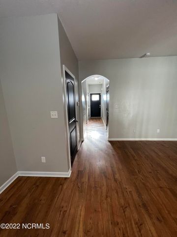 110 Caldwell Loop, Jacksonville, NC 28546