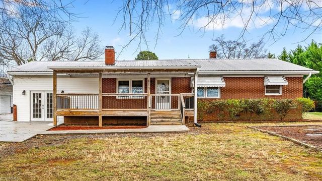 1768 Poole Town Road, Asheboro, NC 27205