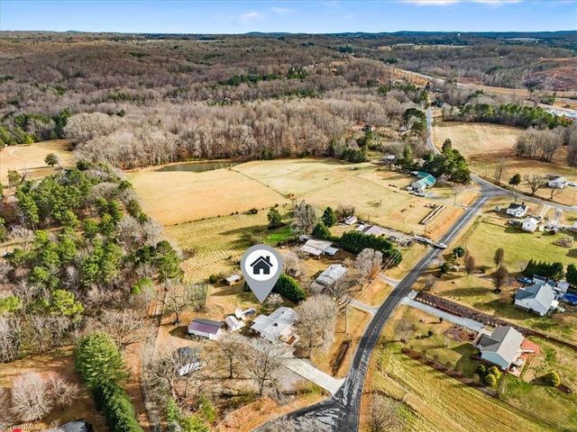 1768 Poole Town Road, Asheboro, NC 27205
