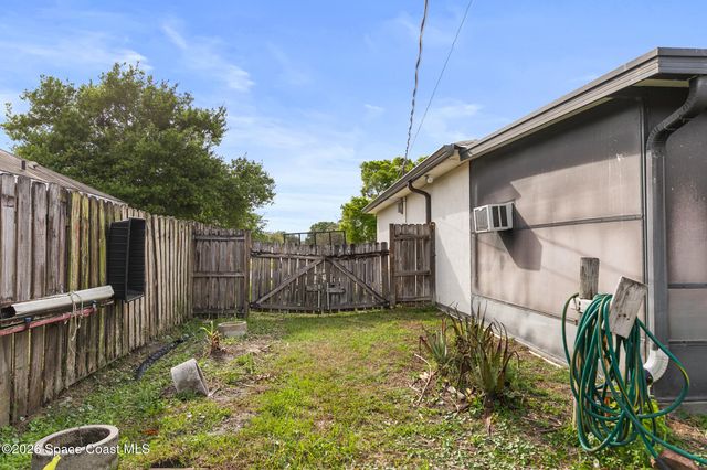 175 Benchor Road NW, Palm Bay, FL 32907