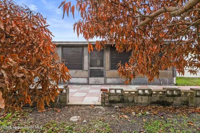 175 Benchor Road NW, Palm Bay, FL 32907