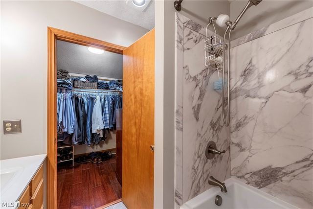 457 Dover Center Road, Bay Village, OH 44140