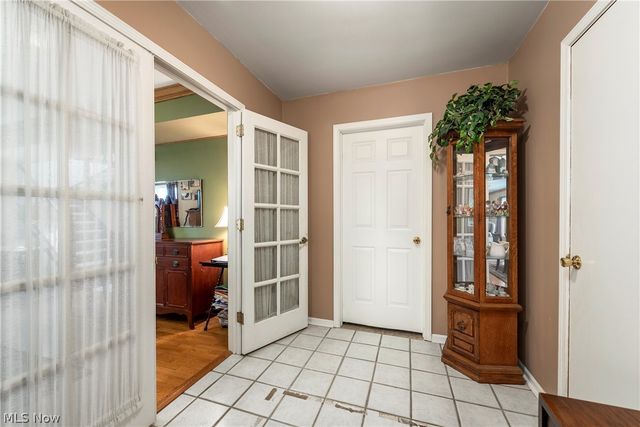 457 Dover Center Road, Bay Village, OH 44140