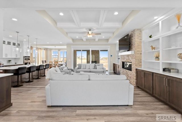 5525 Klamath Falls St, Ammon, ID 83406