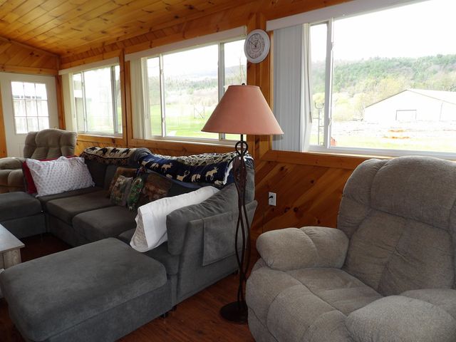 1374 US Route 7S, Wallingford, VT 05773