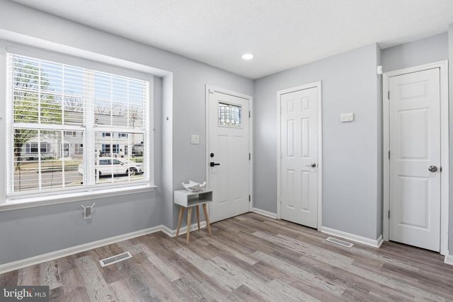 2357 SKYLAND TER SE, Washington, DC 20020