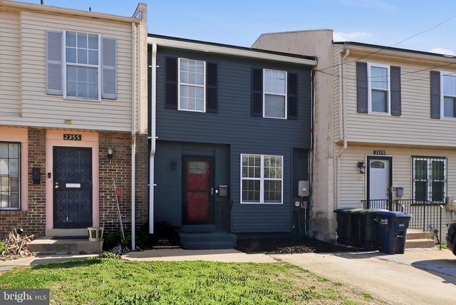 2357 SKYLAND TER SE, Washington, DC 20020