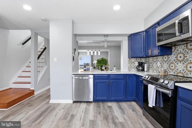 2357 SKYLAND TER SE, Washington, DC 20020