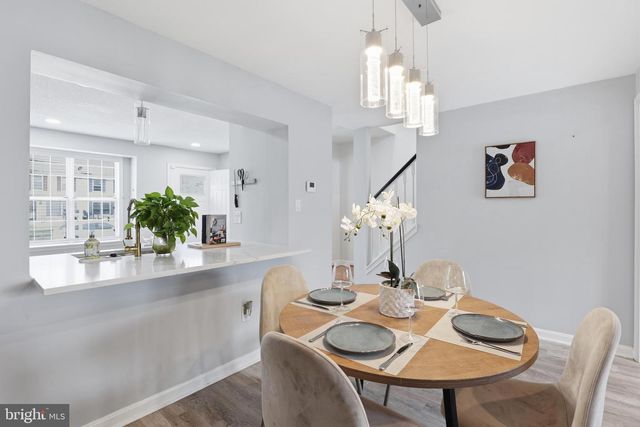 2357 SKYLAND TER SE, Washington, DC 20020