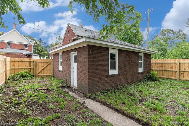 3412 Field Street, Detroit, MI 48214