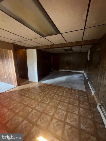 422 E 8TH ST, Birdsboro, PA 19508