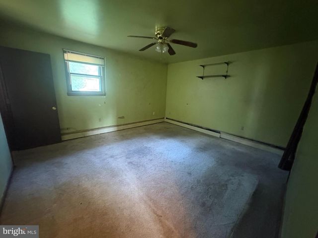 422 E 8TH ST, Birdsboro, PA 19508