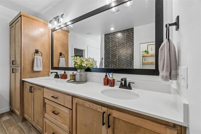 7405 NW 158th Street, Edmond, OK 73013