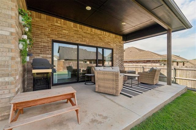 7405 NW 158th Street, Edmond, OK 73013