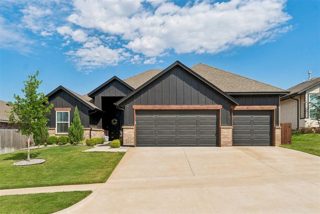 7405 NW 158th Street, Edmond, OK 73013