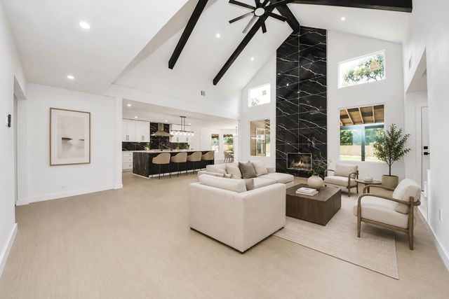 15206 Beacham Drive, Houston, TX 77070
