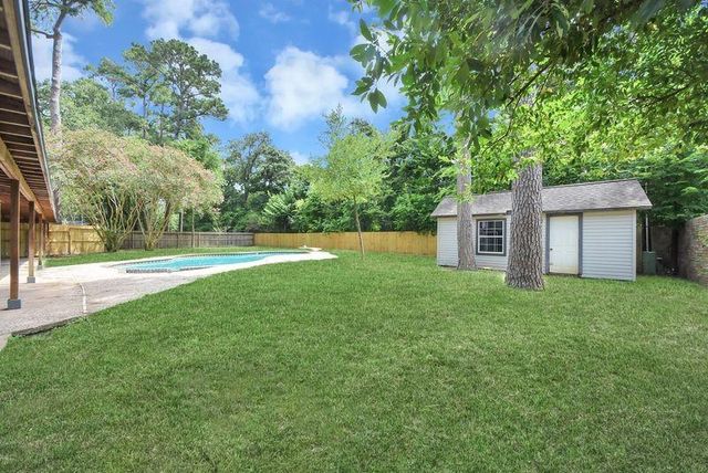 15206 Beacham Drive, Houston, TX 77070