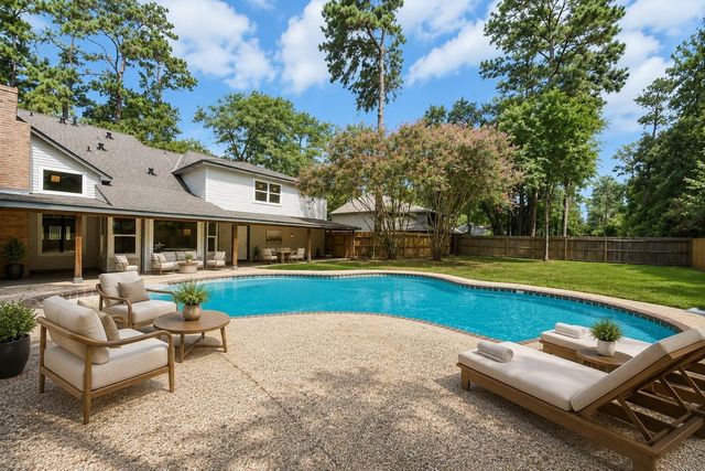15206 Beacham Drive, Houston, TX 77070