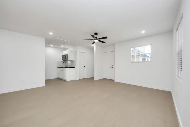 15206 Beacham Drive, Houston, TX 77070