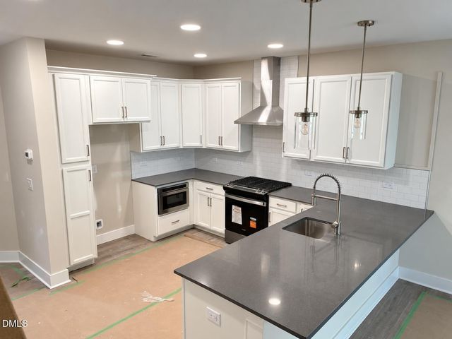 613 Cable Court, Apex, NC 27523