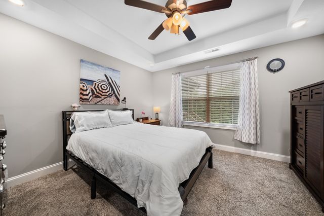1032 Dublin Dr, Clarksville, TN 37042