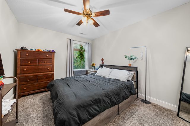 1032 Dublin Dr, Clarksville, TN 37042