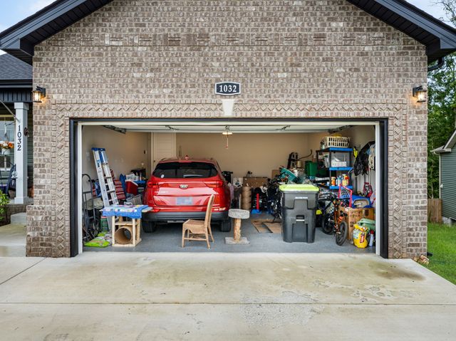 1032 Dublin Dr, Clarksville, TN 37042