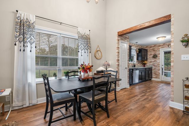 1032 Dublin Dr, Clarksville, TN 37042