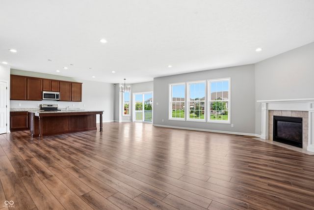 5218 Sweetwater Drive, Noblesville, IN 46062