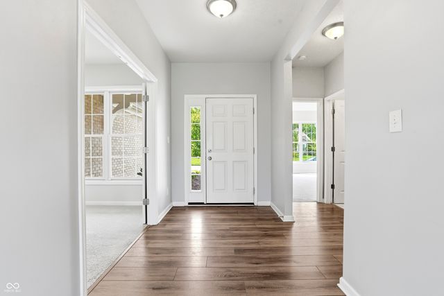 5218 Sweetwater Drive, Noblesville, IN 46062