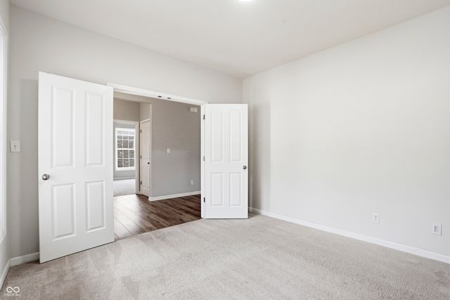 5218 Sweetwater Drive, Noblesville, IN 46062
