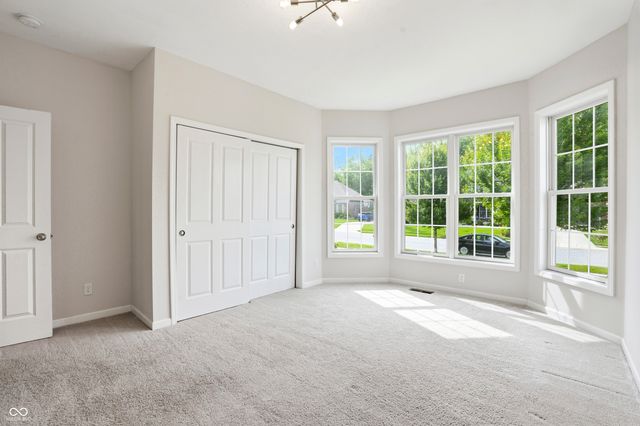 5218 Sweetwater Drive, Noblesville, IN 46062